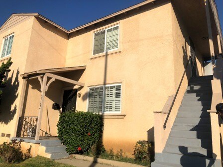 Foto principal - 10530 S Van Ness Ave