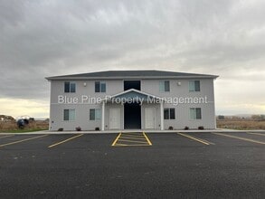Building Photo - 6322 N Freedom Rd