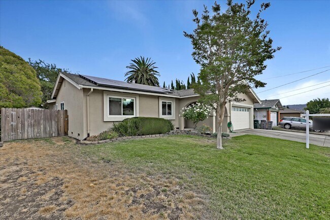 Building Photo - 8077 Peppertree Rd