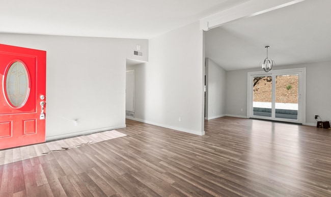 Building Photo - 17138 Sunderland Dr