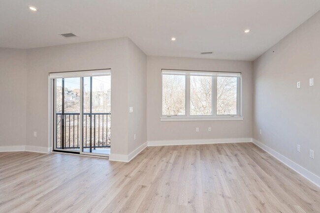 Foto del edificio - 201-205 Randolph Ave