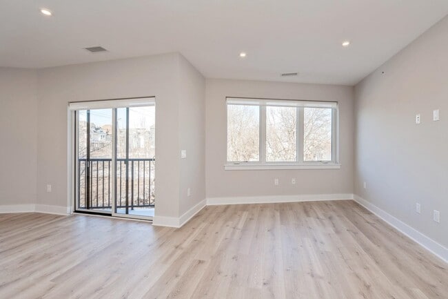 Building Photo - 201-205 Randolph Ave