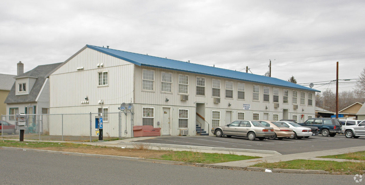 Primary Photo - 1303 Garfield Ave