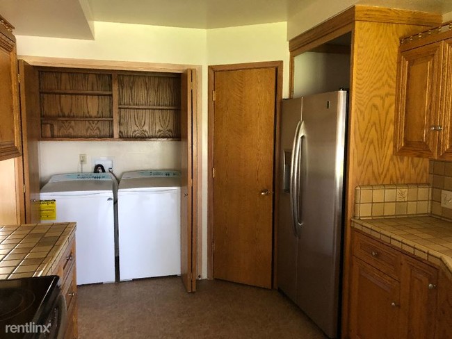 Building Photo - 2580 Holcomb Ranch Ln