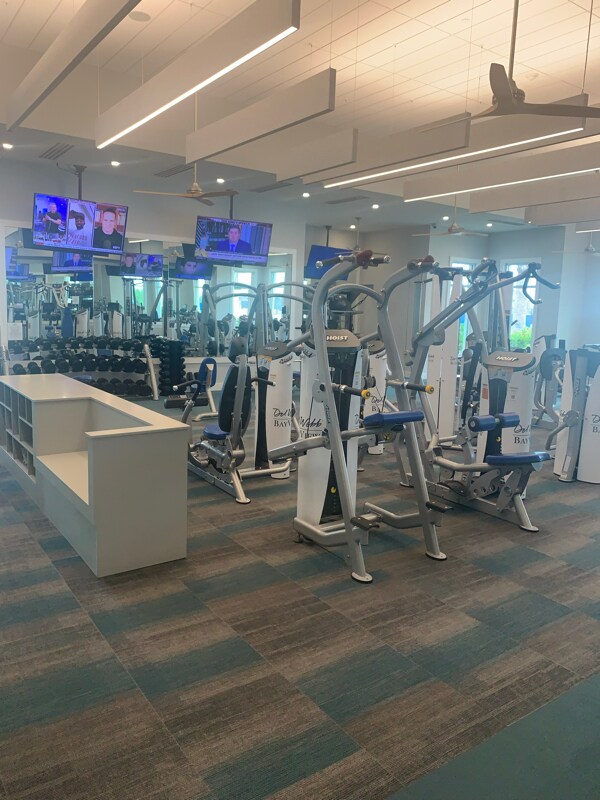 Foto del edificio - 8610 Backshore Ln