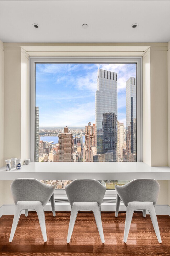 Building Photo - 220 Central Park