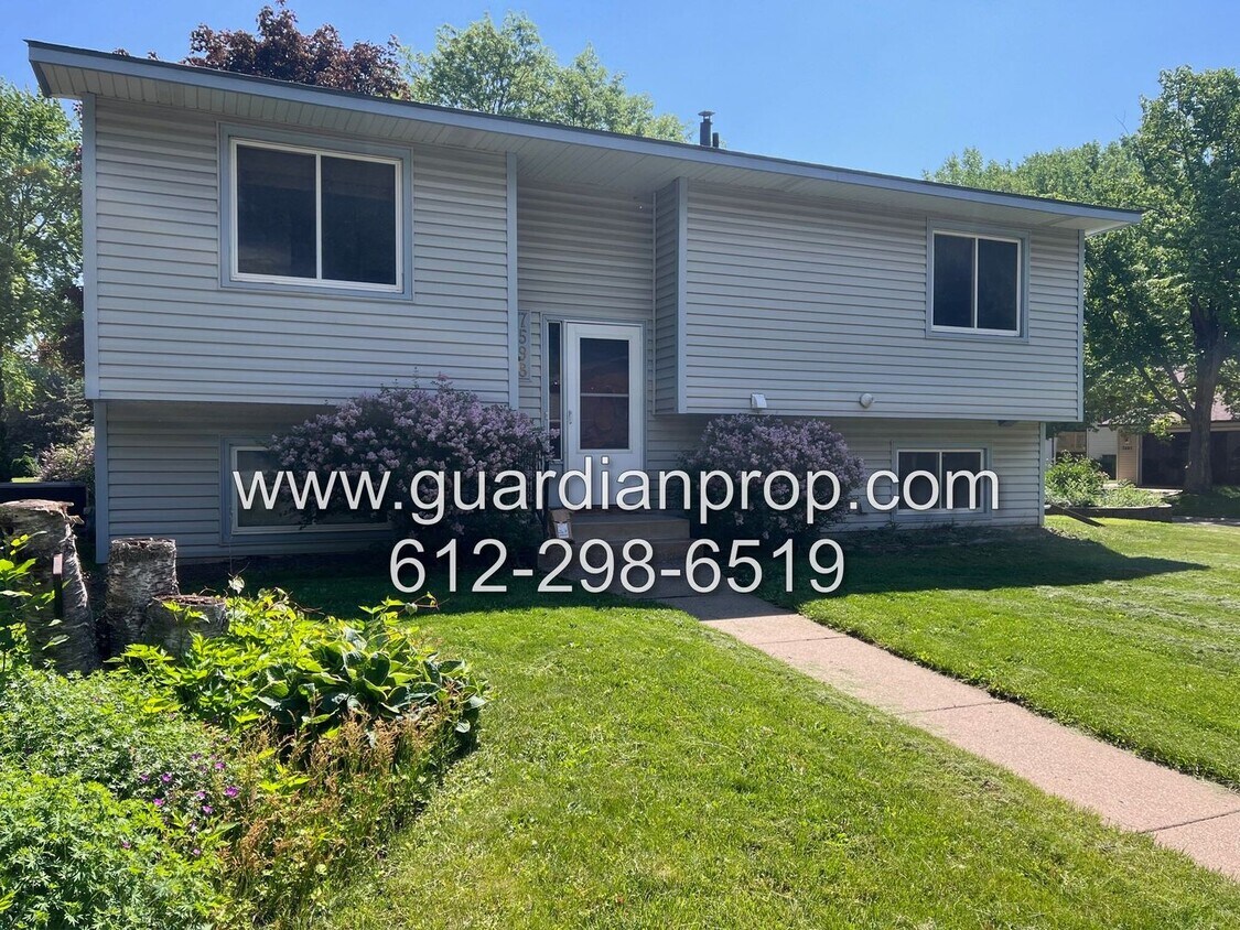 7598 Springbrook Ln, Woodbury, MN 55125 House Rental in Woodbury, MN