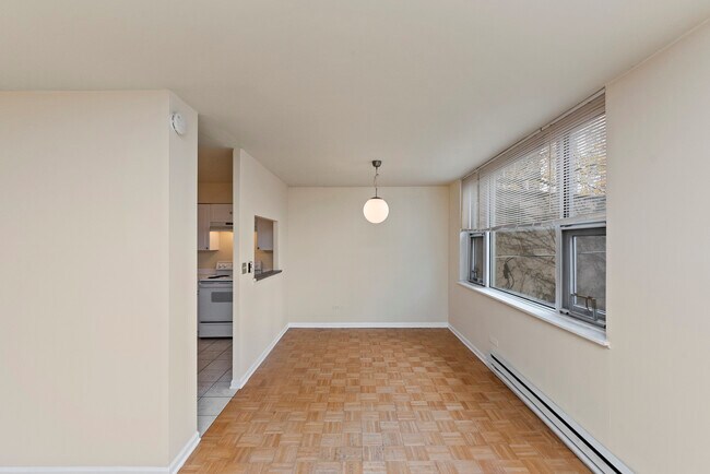 Foto del edificio - 1443 N Dearborn St