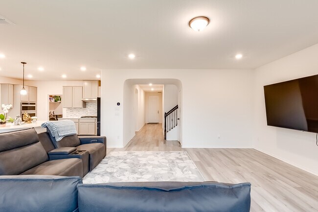 Building Photo - 4485 Acerno St