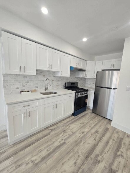 Building Photo - 41-20 71st St