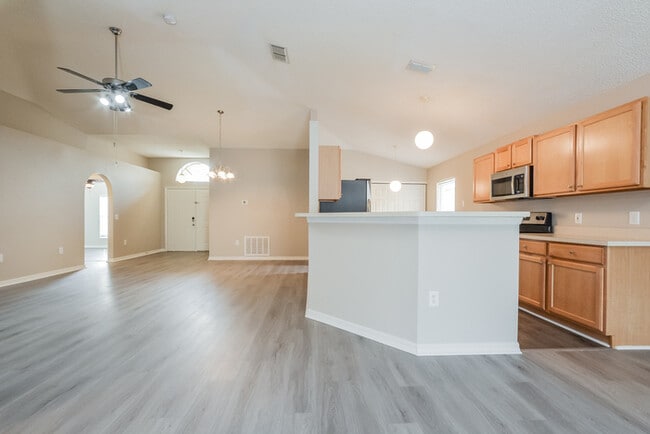 Building Photo - 1169 Amanda Kay Cir