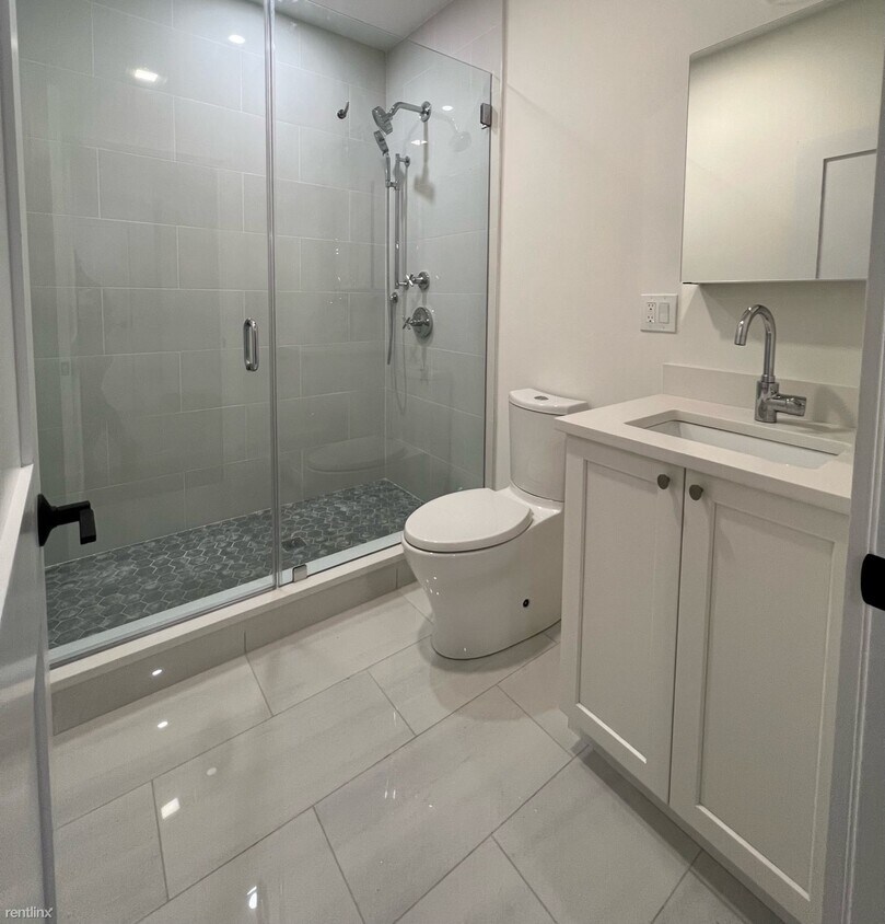 Foto del edificio - 1 br, 1 bath House - 12A Reedsdale St 2