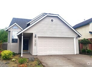 Building Photo - 10720 SW Summer Lake Dr