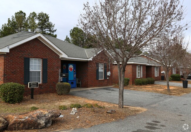 Summer Stone Cottages Apartments Smiths Station Al Apartments Com