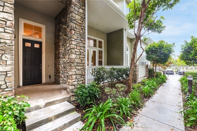 Building Photo - 6281 Pacific Pointe Dr