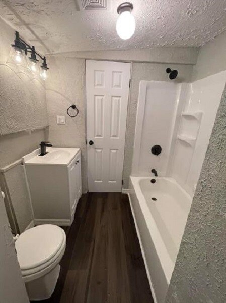 Building Photo - 2009 N Combee Rd