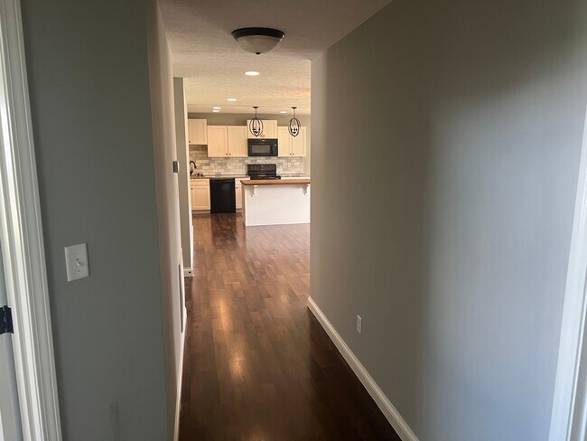 Foto del edificio - 317 Cedar Run St