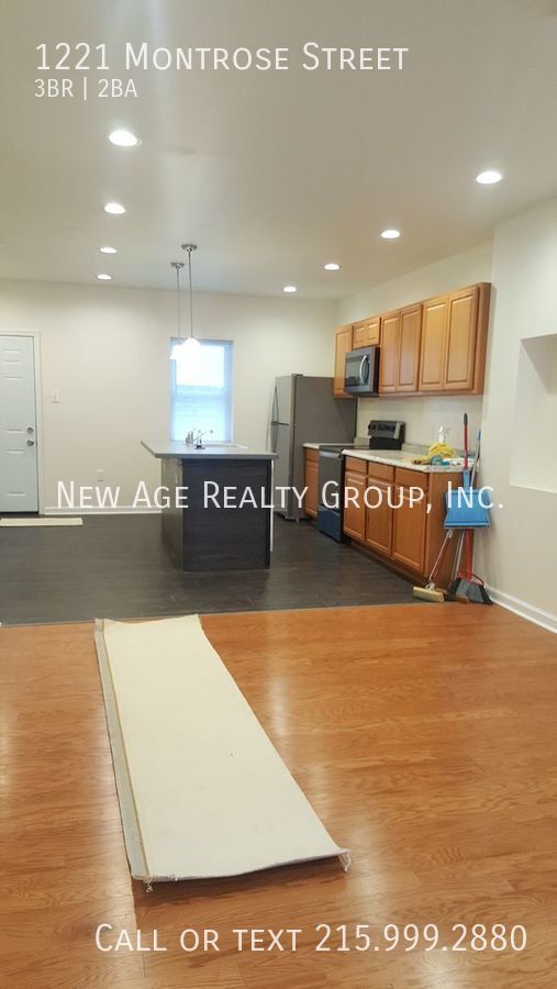 Foto del edificio - 1221 Montrose St