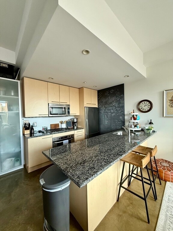 Foto principal - 40 Fay St