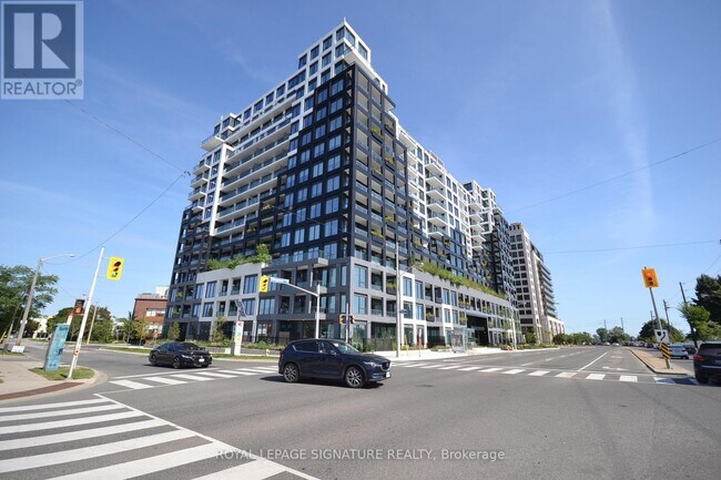 Photo du bâtiment - 1100 Sheppard Ave W