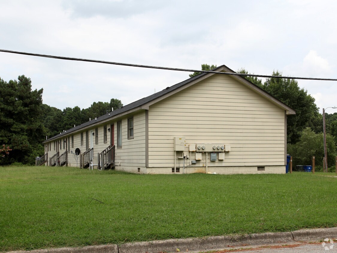 Foto del edificio - 4201 Lake Ridge Dr