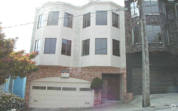 Primary Photo - 321 28th St