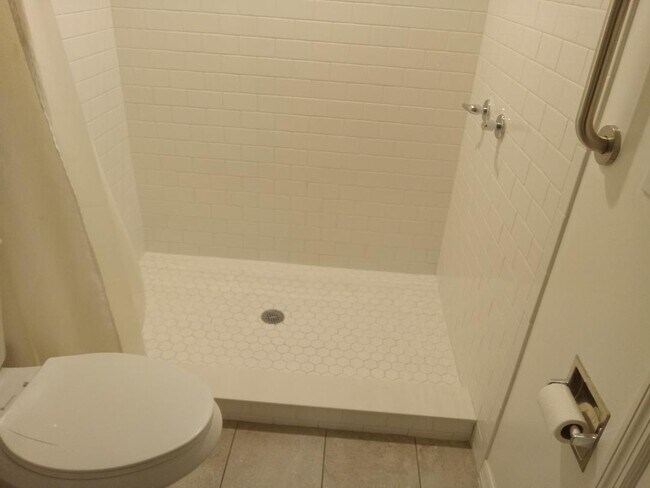 Foto del edificio - 7305 S Fitzgerald St