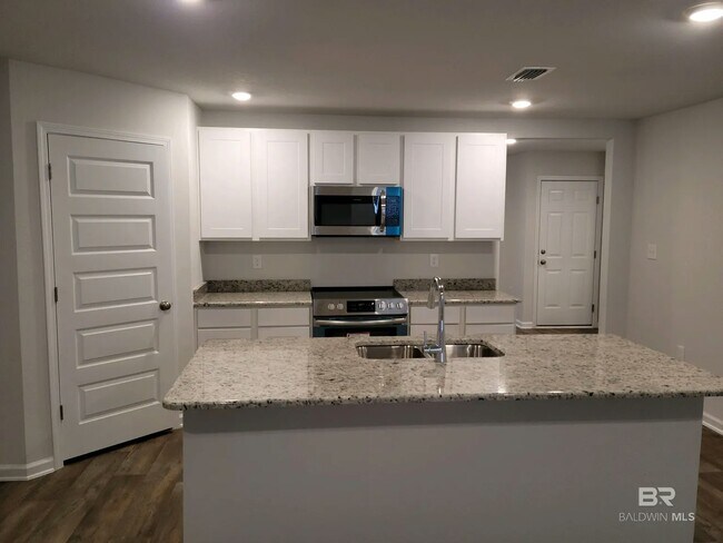 Foto del edificio - 10703 Northern Dancer Ct