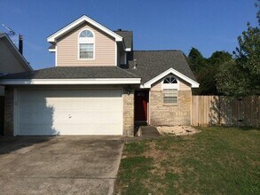Building Photo - 427 Bristol Cove Rd