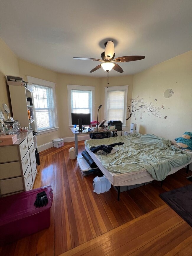 Photo - 340 Beacon St Apartment