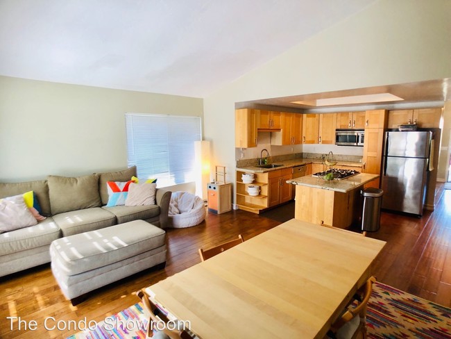 Building Photo - 3 br, 2 bath House - 6428 La Paloma