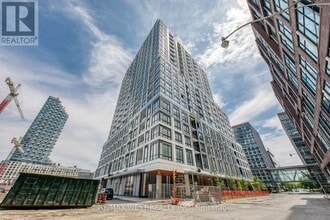 Building Photo - 15-1115 Richardson St
