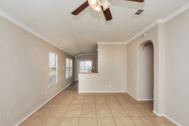 Building Photo - 2109 Ingrid Ln