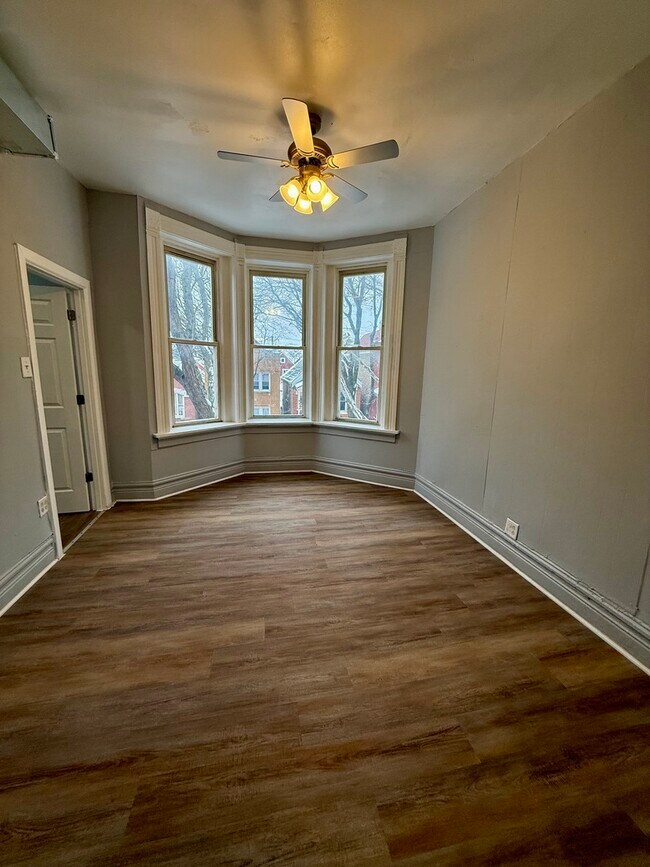 Foto del edificio - 2625 W 23rd Pl