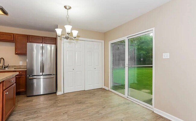 Foto del edificio - 2309 Tallowood Ct