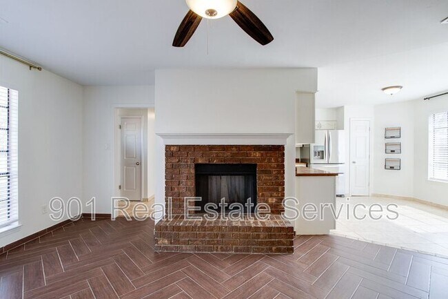 Foto del edificio - 7209 Lamesa Ln