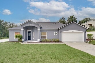 Building Photo - 700 Lake Francis Dr