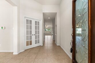 Building Photo - 7710 Trail Hollow