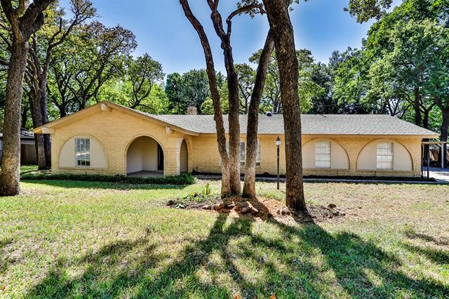Primary Photo - 701 Hillside Dr