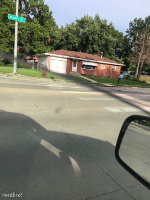 Primary Photo - 4 br, 2 bath House - 730 N 66th St