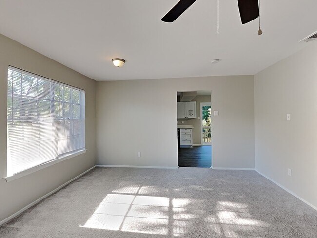 Foto del edificio - Charming 4/2 Home!!!