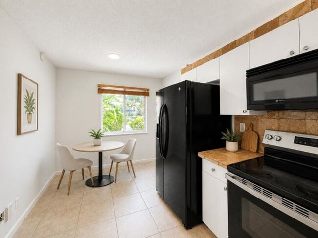 Photo - 340 NW 67TH Street 108, Boca Raton, FL 33487 - 2942 House