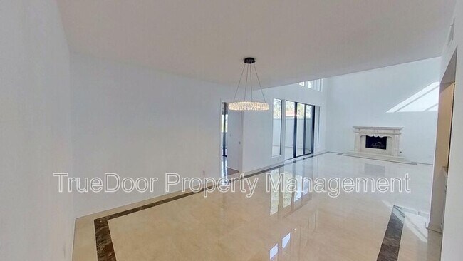Foto del edificio - 18 Wellington Ct