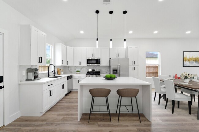 Foto del edificio - 821 Empire St