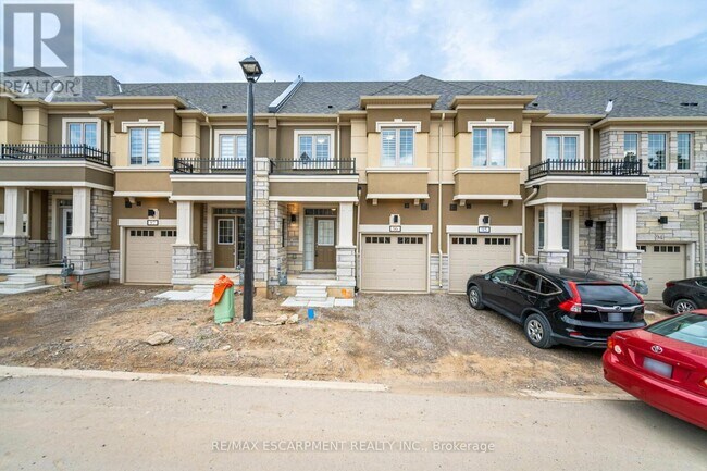 Photo du bâtiment - 305 Garner Rd W