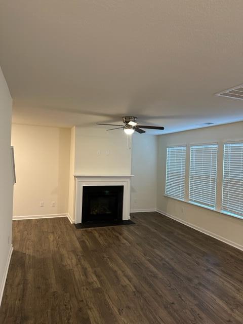 Foto del edificio - 3322 Harmony Ct NE