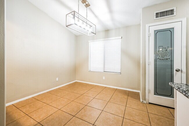 Foto del edificio - 14900 N 130th Ln