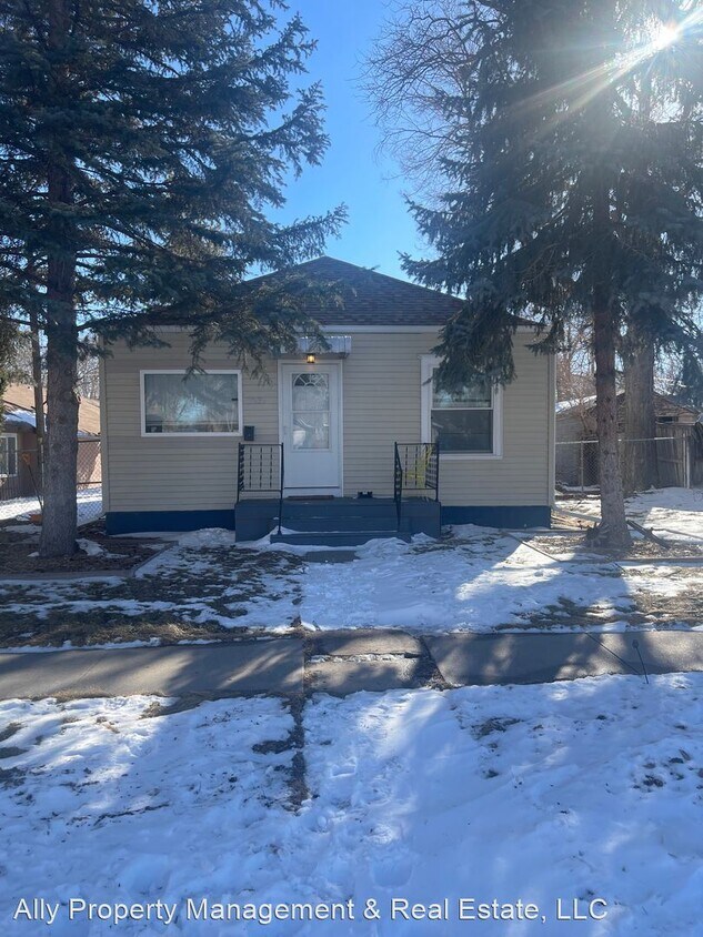 1235 Q St, Gering, NE 69341 House Rental in Gering, NE