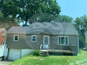 Building Photo - 373 Agate Ave