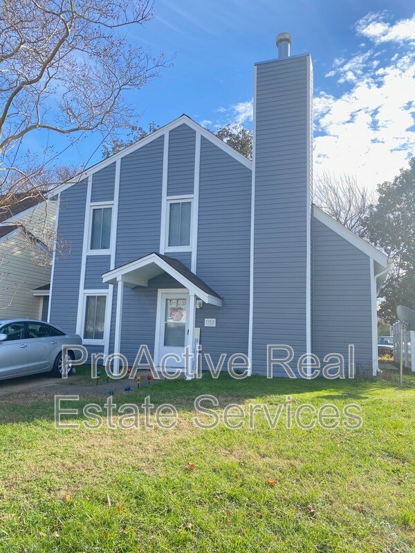 Foto del edificio - 1732 Dylan Dr